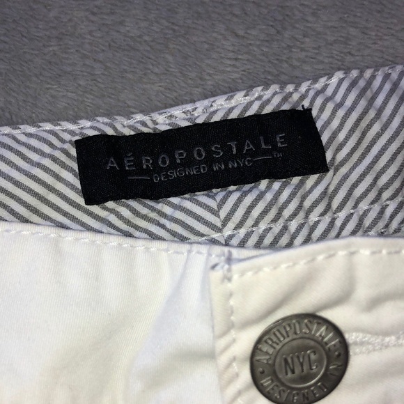 Shorts - Picture 2 of 4